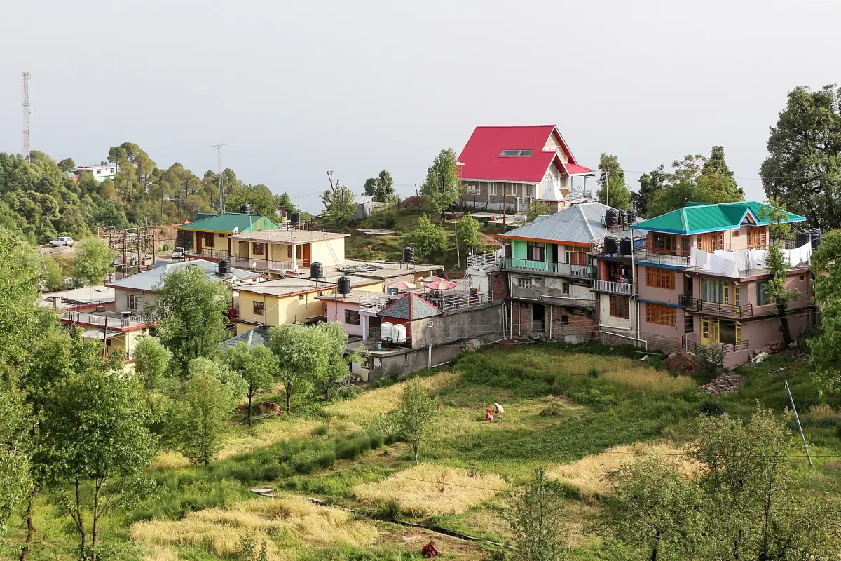 Houses in the village of Naddi